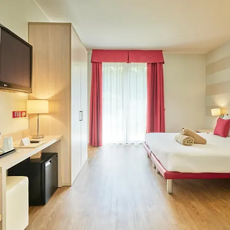 Eden Hotel 4*
