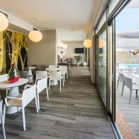Eden Hotel 4*